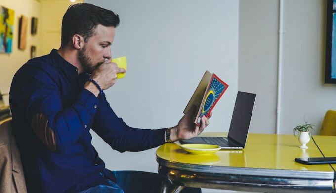 The Secret to Getting People to Read
