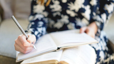 How Radical Mentoring Helps Mentors Lead With Confidence